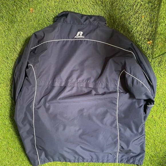 Windbreaker - Picture 3 of 4